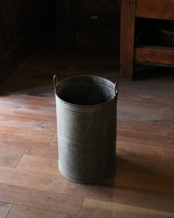 Galvanized Bucket B�å֥ꥭ�ΥХ��� B