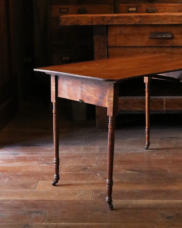 Folding Sewing Table B｜ソーイングテーブル B