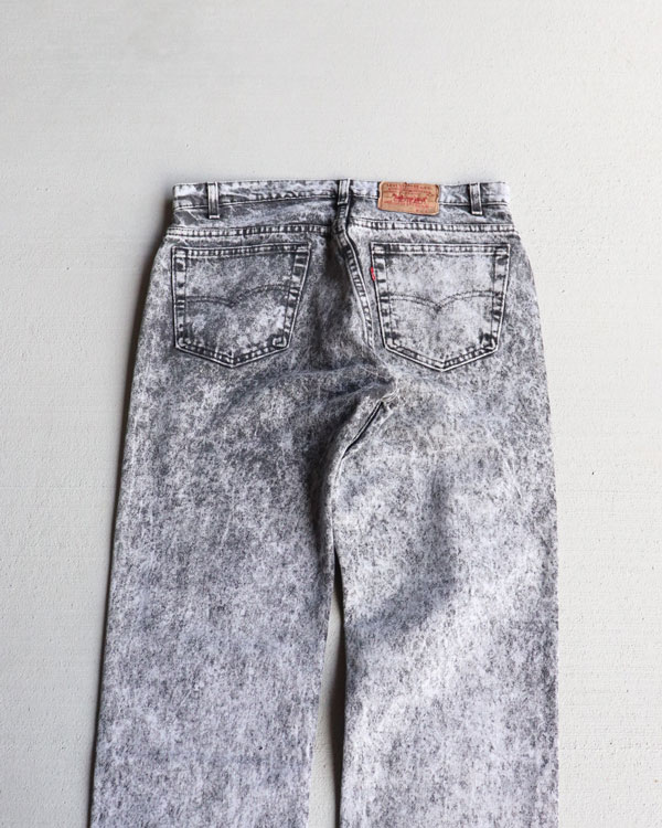 Vintage 90s Acid Wash LEVI'S 505 Black Jeans (W34xL28)