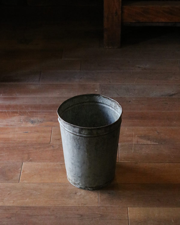Galvanized Trush Can�å֥ꥭ�Υ���Ȣ