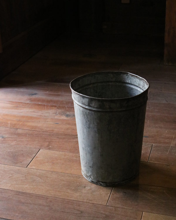Galvanized Trush Can�å֥ꥭ�Υ���Ȣ