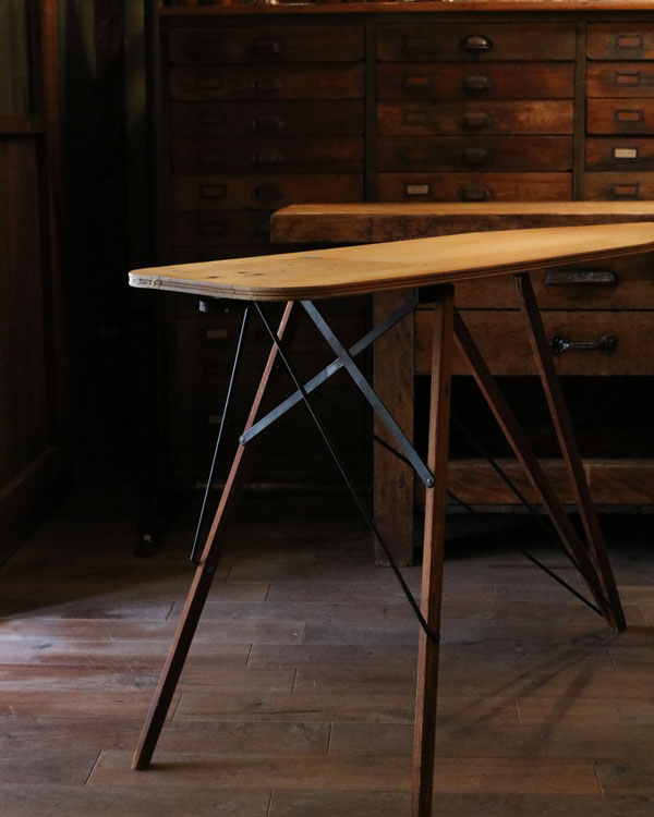 Ironing Board｜アイロン台