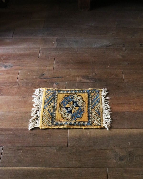 Tribal Rug Small D / トライバルラグ スモール D