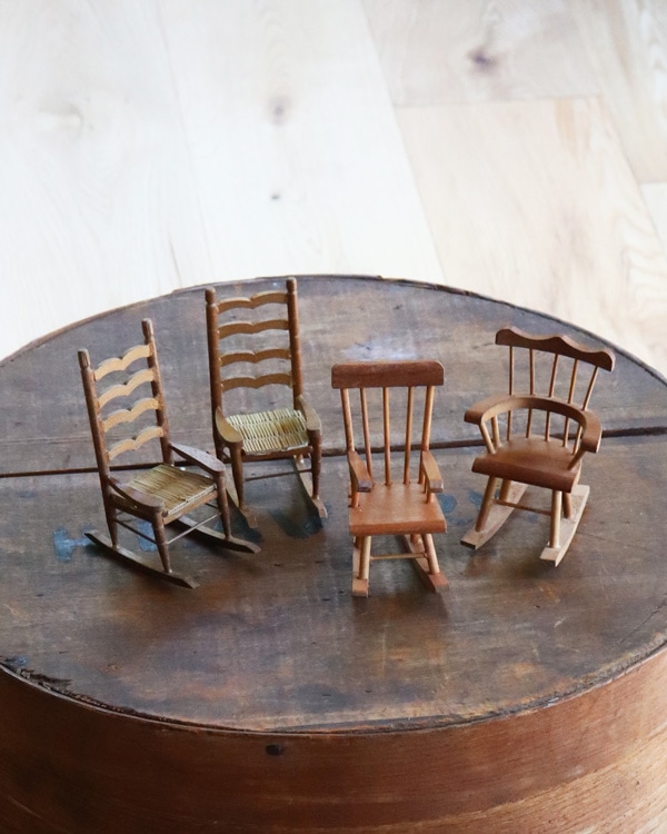 Miniature Rocking Doll Chair A｜ミニチュアロッキングドール