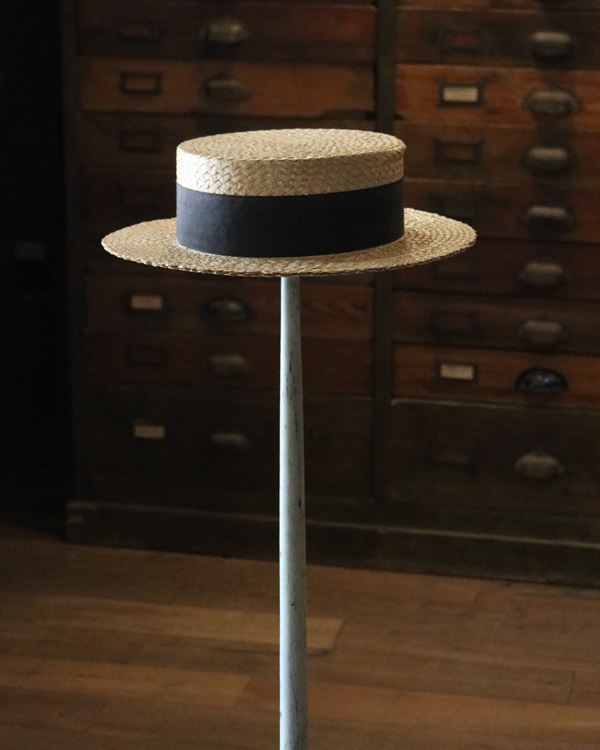 Hat High Stand�åϥåȥǥ����ץ졼�������