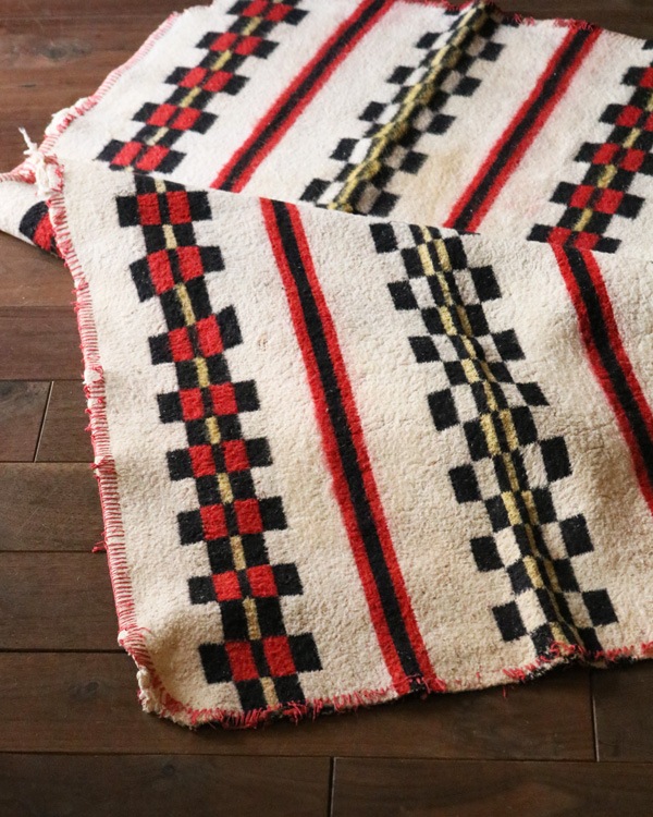 Small Horse Blanket�åۡ����֥�󥱥å� ���⡼��