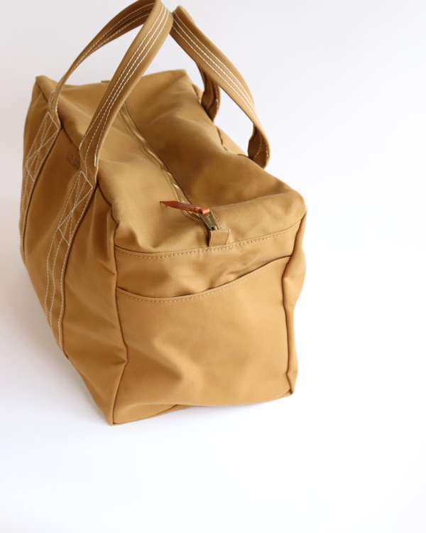 LABOR DAY �졼�С��ǥ��� DUFFEL BAG ��DAY TRIPPER" ���åե�Хå� �ǥ��ȥ�åѡ� ��BROWN��