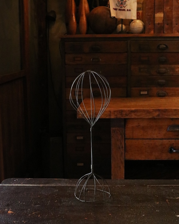Hat Stand�åϥåȥ������