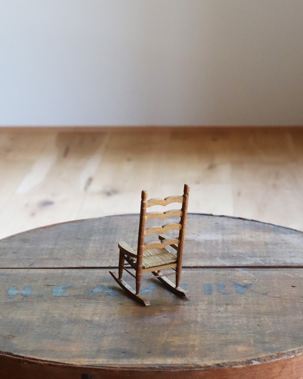 Miniature Rocking Doll Chair Cåߥ˥奢å󥰥ɡ C