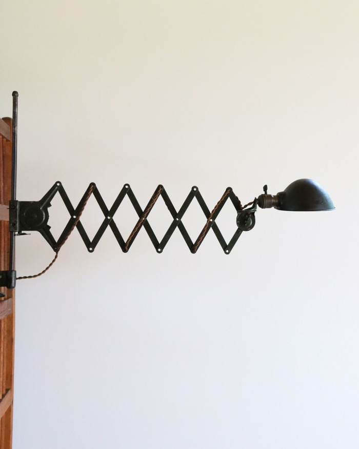 "Herald-Lite" Extensible Arm Task Lamp��"Herald-Lite" �������ƥ󥷥� ����������