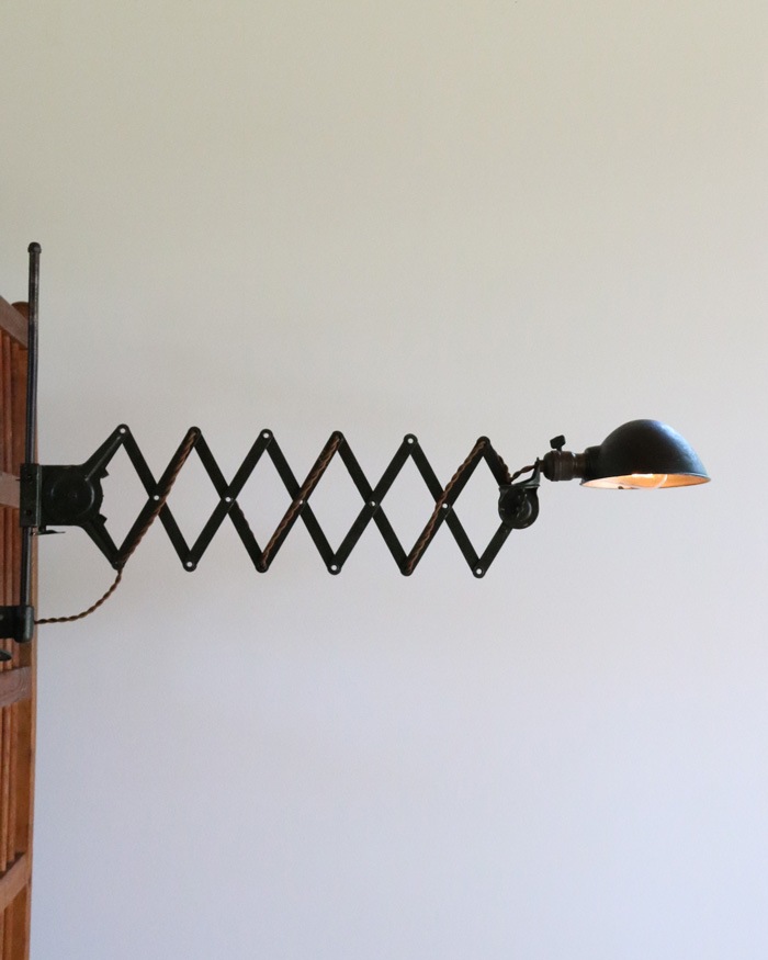 "Herald-Lite" Extensible Arm Task Lamp��"Herald-Lite" �������ƥ󥷥� ����������