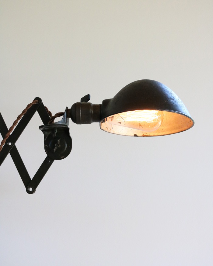 "Herald-Lite" Extensible Arm Task Lamp��"Herald-Lite" �������ƥ󥷥� ����������