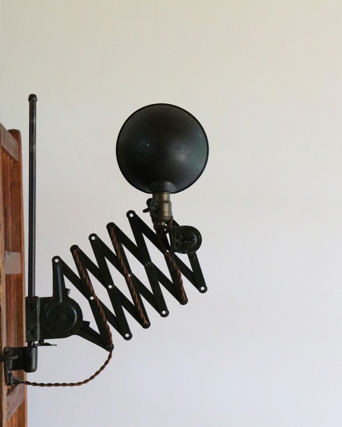 "Herald-Lite" Extensible Arm Task Lamp��"Herald-Lite" �������ƥ󥷥� ����������