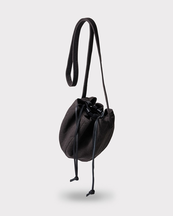 PHIGVEL フィグベル|DRAWSTRING BAG S ドローストリング バッグ【CARBON】 PHIGVEL フィグベル|DRAWSTRING BAG S ドローストリング バッグ【CARBON】