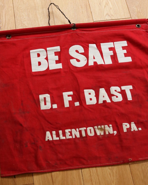 "D.F BAST" Truck Safety Banner��"D.F BAST" �ȥ�å������եƥ��Хʡ�