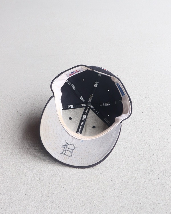 Vintage 90s Black Detroit NEW ERA B.B. Cap (7 1/8)