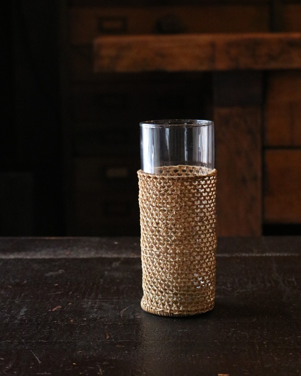 Glass covered with Rattan�å饿�󥫥С����饹