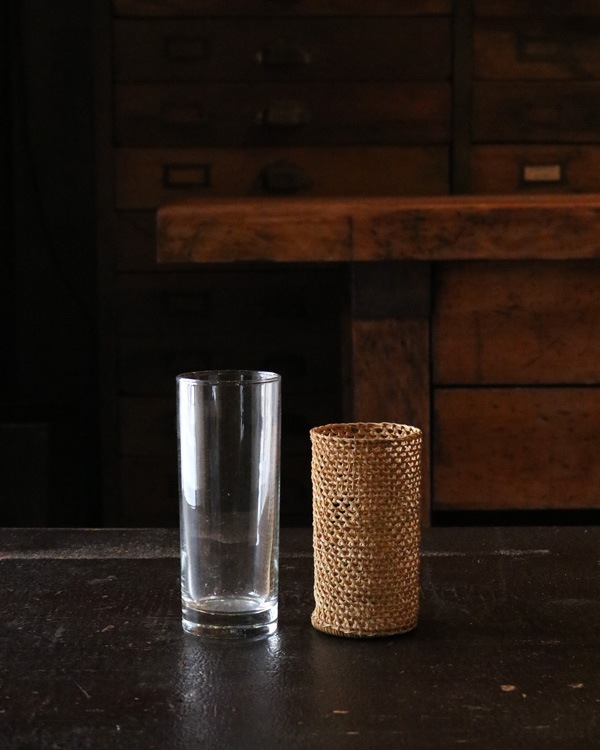 Glass covered with Rattan�å饿�󥫥С����饹