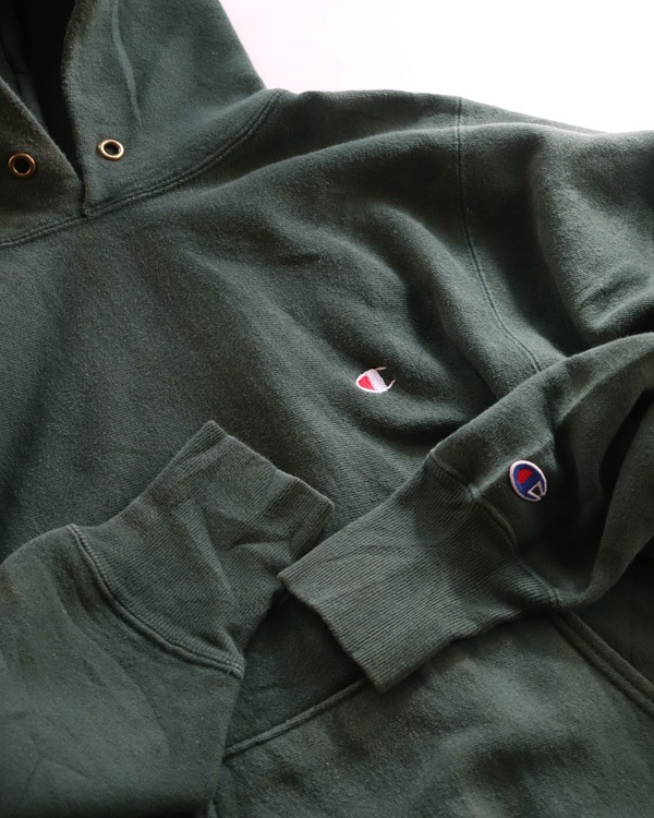 Vintage 90s Green CHAMPION Reverse Weave Hoodie (M)