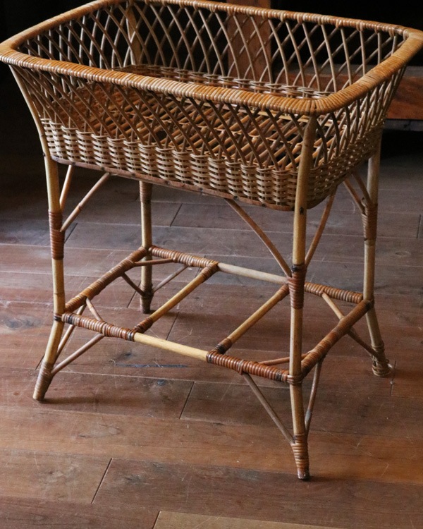 Rattan Stand Basket�å饿�� æ�ᤫ��������ɥ����� STB-36