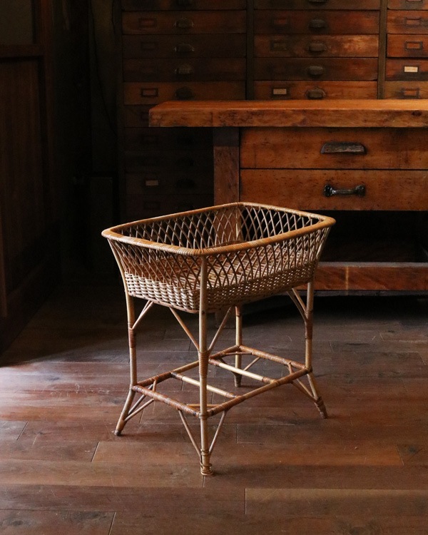 Rattan Stand Basket�å饿�� æ�ᤫ��������ɥ����� STB-36