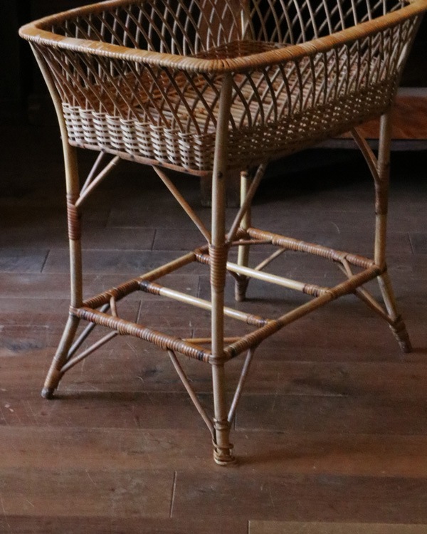 Rattan Stand Basket�å饿�� æ�ᤫ��������ɥ����� STB-36