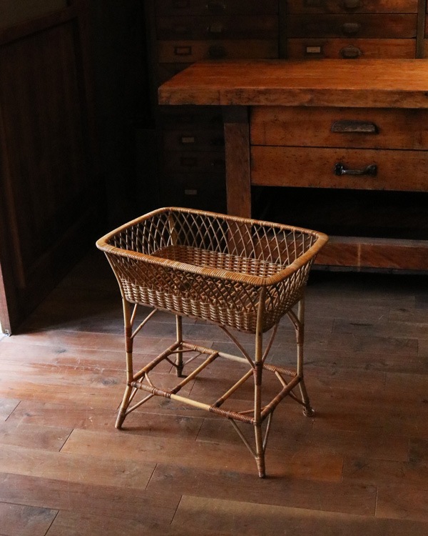 Rattan Stand Basket�å饿�� æ�ᤫ��������ɥ����� STB-36