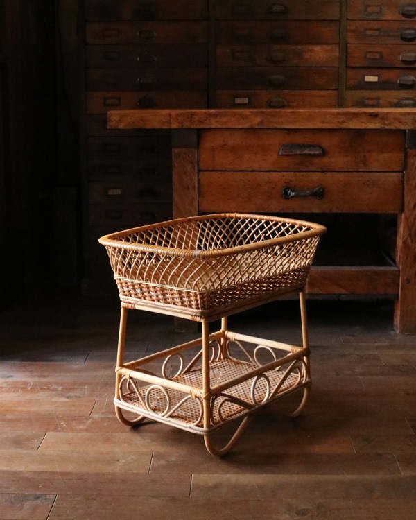 Rattan Stand Basket�å饿�� æ�ᤫ��������ɥ����� STB-16