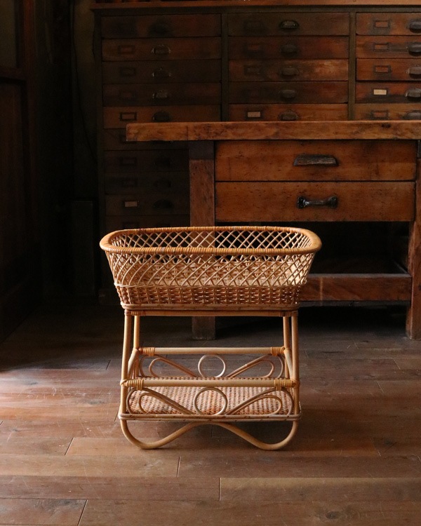 Rattan Stand Basket�å饿�� æ�ᤫ��������ɥ����� STB-16