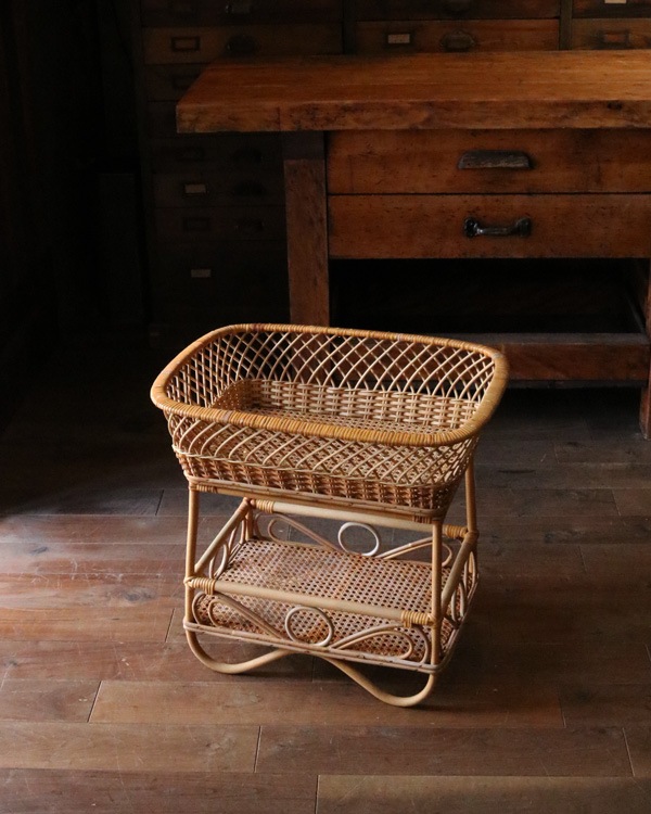 Rattan Stand Basket�å饿�� æ�ᤫ��������ɥ����� STB-16