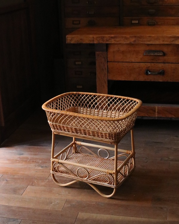 Rattan Stand Basket�å饿�� æ�ᤫ��������ɥ����� STB-16
