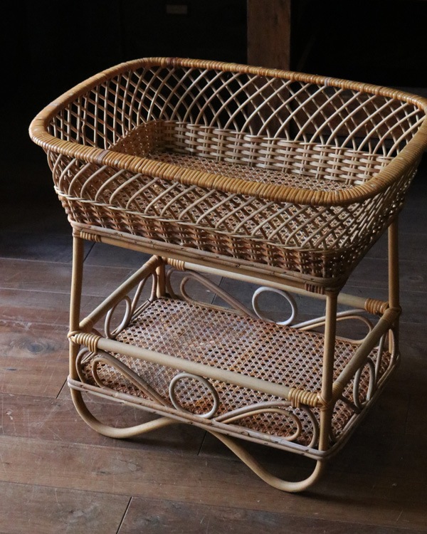 Rattan Stand Basket�å饿�� æ�ᤫ��������ɥ����� STB-16