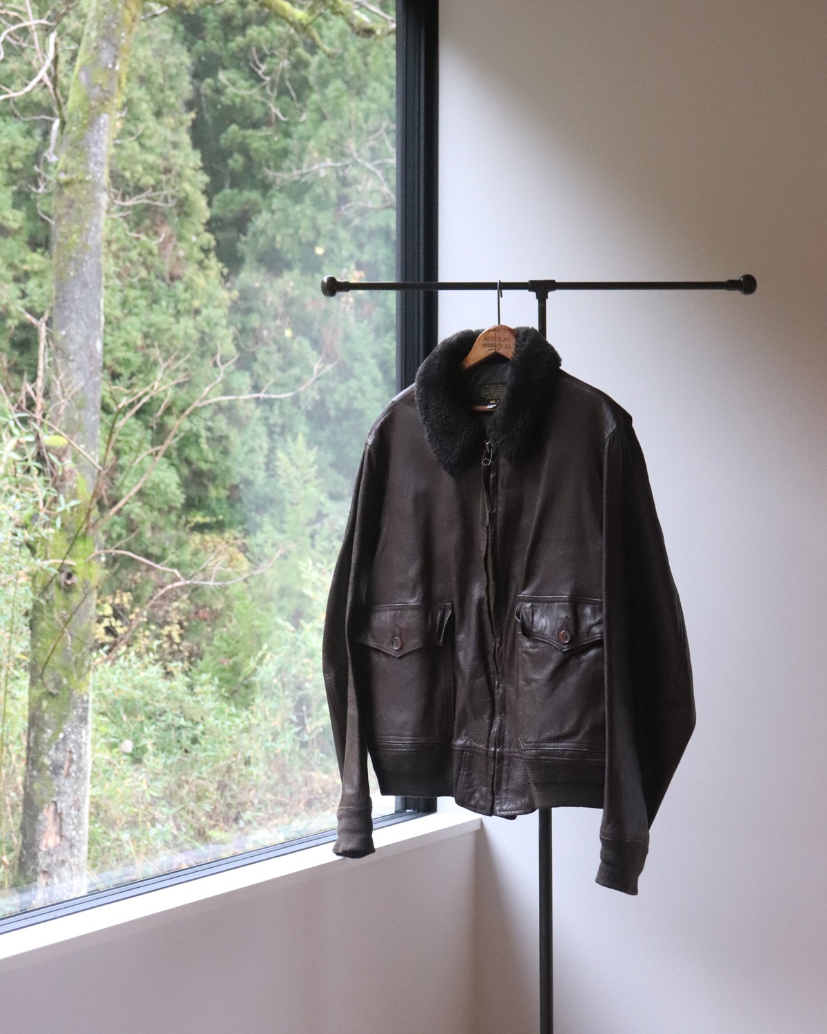 Vintage 80s Brown WILLIS & GEIGER G-1 Flight Jacket (XL)