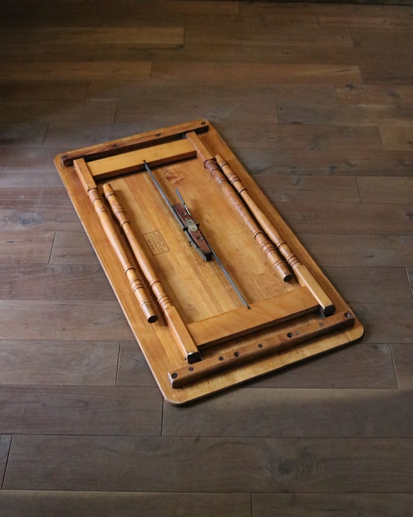 Folding sewing table｜折りたたみテーブル