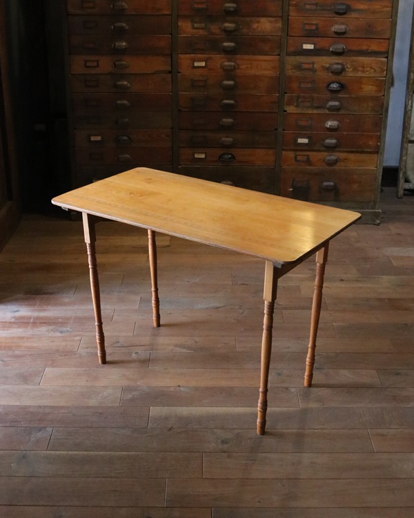 Folding sewing table｜折りたたみテーブル