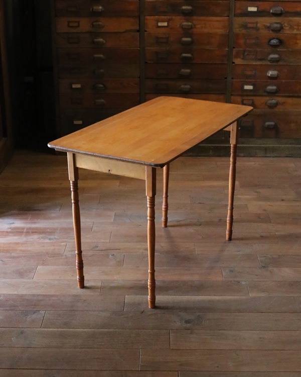 Folding sewing table｜折りたたみテーブル