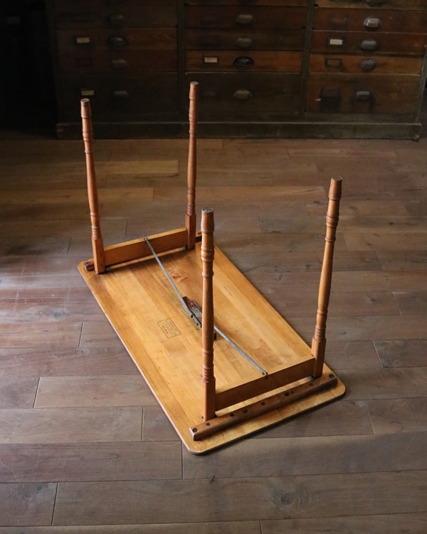 Folding sewing table｜折りたたみテーブル