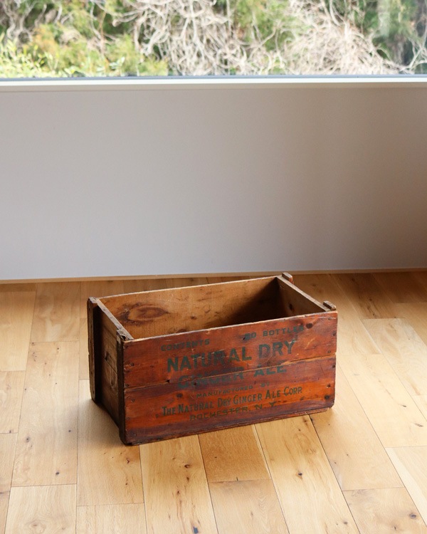"NATURAL DRY GINGER ALE" Wood Box  "NATURAL DRY GINGER ALE" åɥܥå