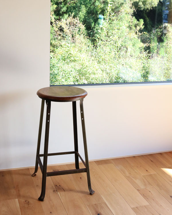 Metal Hi Stool�å᥿�� �ϥ����ġ���