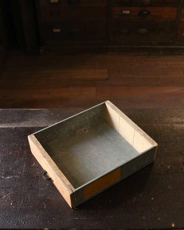 Drawer Bڤȥ֥ꥭΰФ B