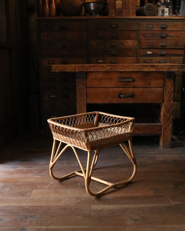 Rattan Stand Basket�å饿�� æ�ᤫ��������ɥ����� STB-24