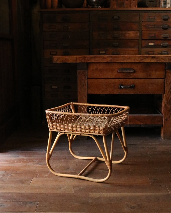 Rattan Stand Basket�å饿�� æ�ᤫ��������ɥ����� STB-24