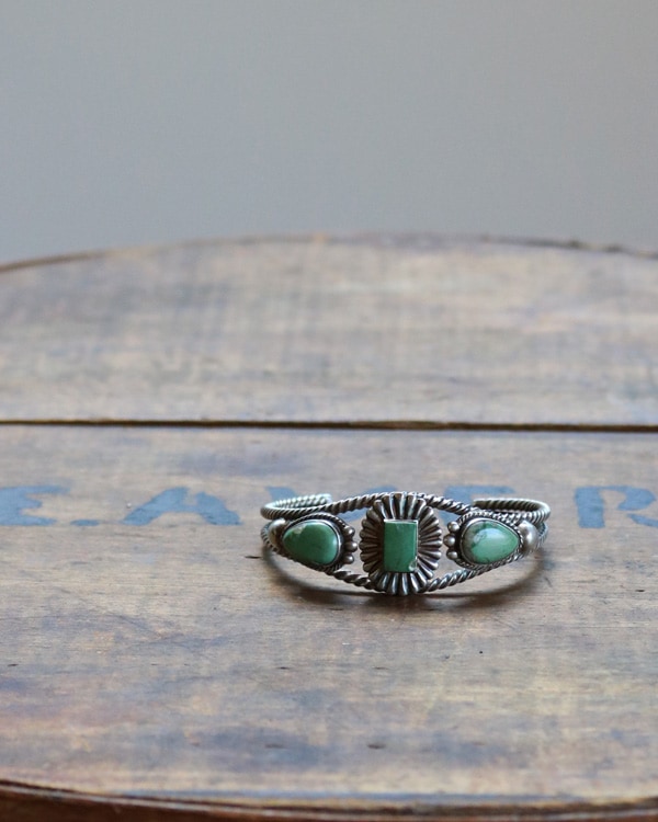 Native American Starling Silver turquoise Bangle A｜ネイティブ