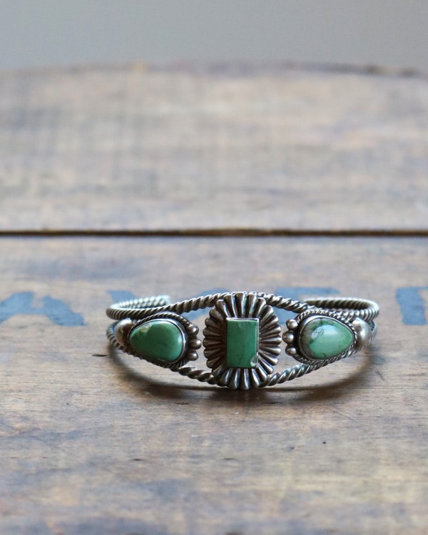 Native American Starling Silver turquoise Bangle A｜ネイティブ