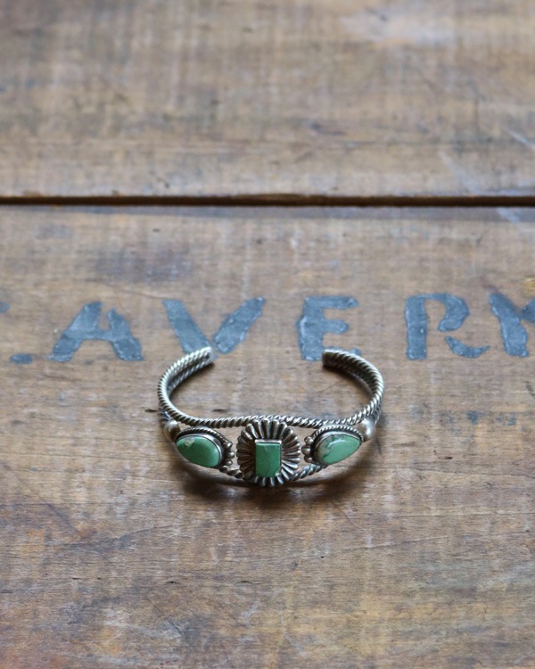 Native American Starling Silver turquoise Bangle A｜ネイティブ