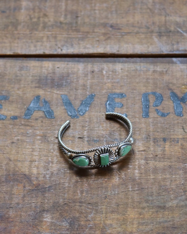 Native American Starling Silver turquoise Bangle A｜ネイティブ