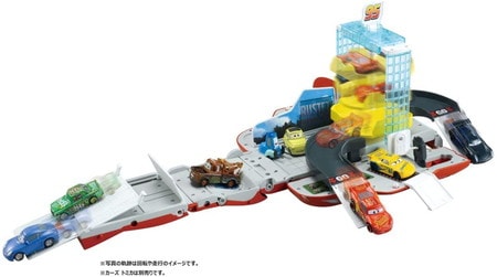 トルネードシューターに変身!マックィーン 「カーズ・トミカ