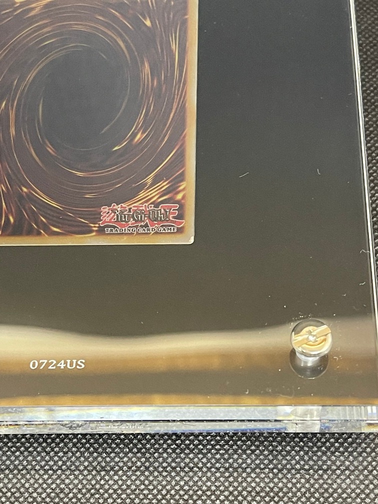 プラチナ『青眼の白龍(英語版/Platinum Blue-Eyes White Dragon