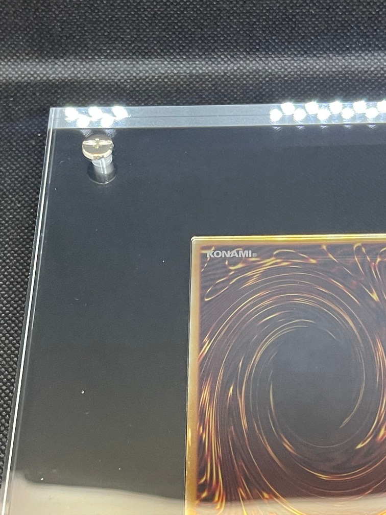 プラチナ『青眼の白龍(英語版/Platinum Blue-Eyes White Dragon