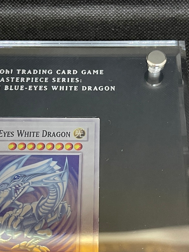 プラチナ『青眼の白龍(英語版/Platinum Blue-Eyes White Dragon